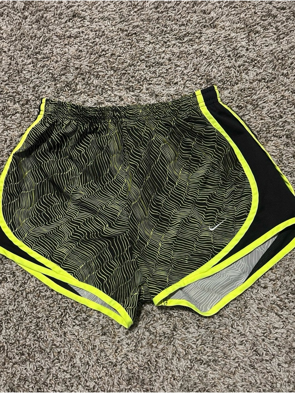 Nike Black & Neon Yellow Wave-Print Athletic Shorts